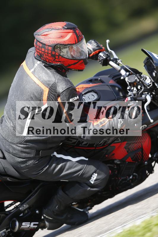 /Archiv-2024/29 12.06.2024 MOTO.CH Track Day ADR/Gruppe blau/90